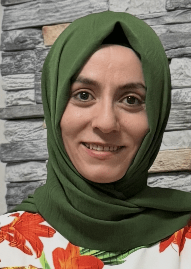Dr. Fatma Kurt